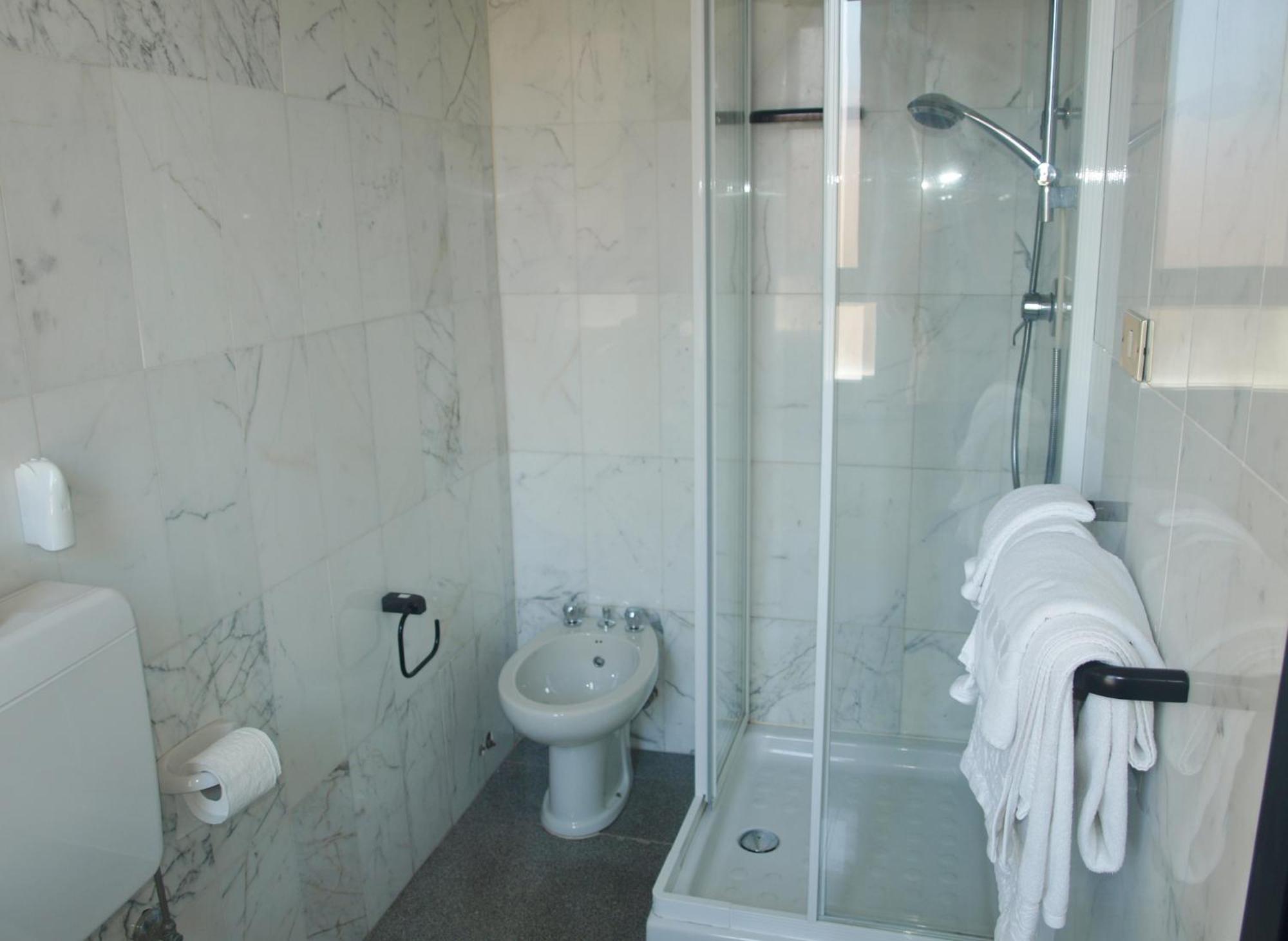 Hotel La Conchiglia La Maddalena  Cameră foto