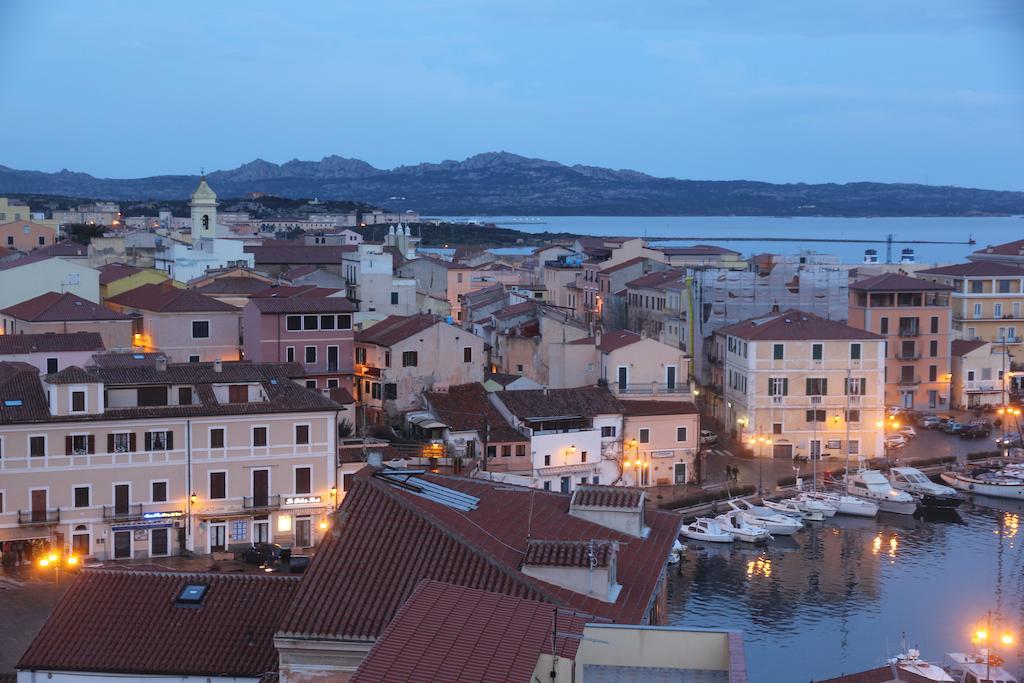 Hotel La Conchiglia La Maddalena  Exterior foto